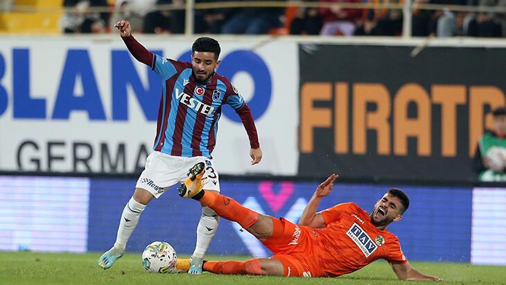 Alanyaspor – Trabzonspor maçından kareler