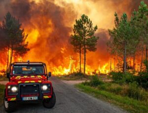 İspanya’da orman yangını: 300 kişi tahliye edildi