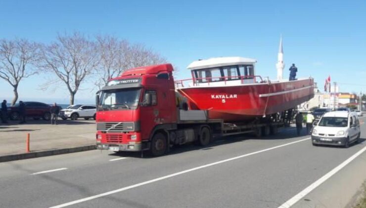 Trabzon’da teknenin üzerinde üst geçidi fark etmeyen adamın feci mevti