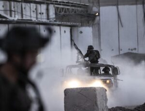 İsrail Lübnan’da soykırım peşinde