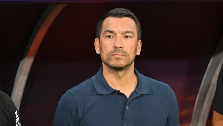 Van Bronckhorst’tan 18 yıl sonra bir ilk!