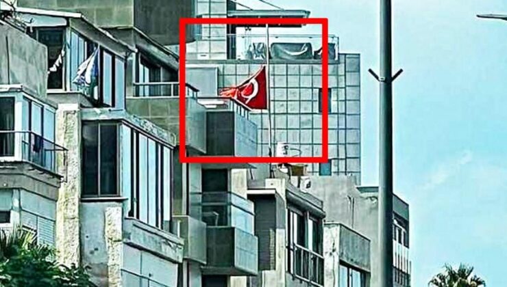 Yer İsrail: Elçilik binasındaki Türk bayrağı yarıya indirildi