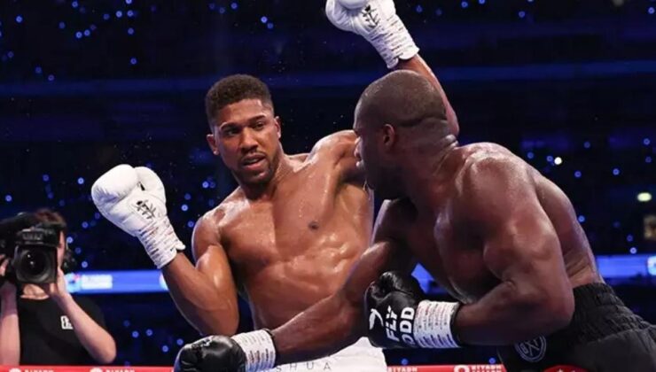 Tarihi maçı kaybedip rakibinin iki katı para aldı!