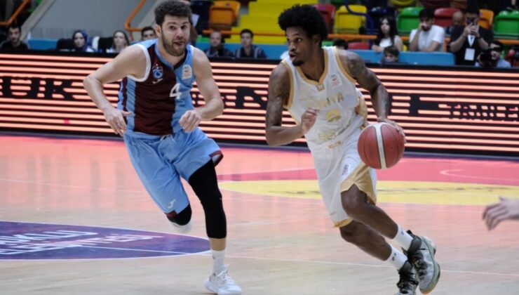 Konya Büyükşehir Belediyespor, tepe yürüyüşünü sürdürüyor