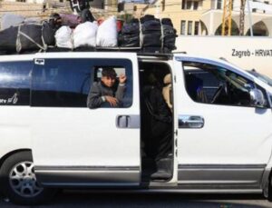 Bir milyon kişi yerinden edildi: Lübnan’da çocuklar savaşın en ağır yükünü taşıyor