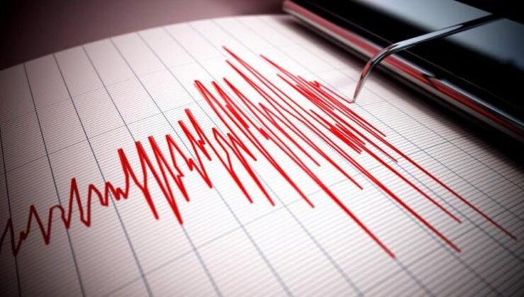 Endonezya’da 7,4 büyüklüğünde sarsıntı