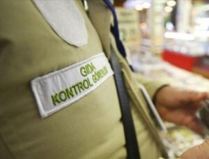 Arı görmemiş bal, boyalı çay, tavuklu dana sucuk: Bakanlık’tan yeni taklit tağşiş listesi